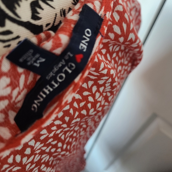 One ❤ Clothing short sleeve top - Picture 6 of 6